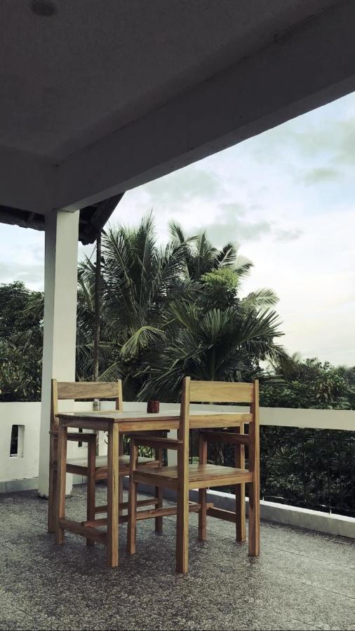 Tiara Homestay Plambi Luaran gambar